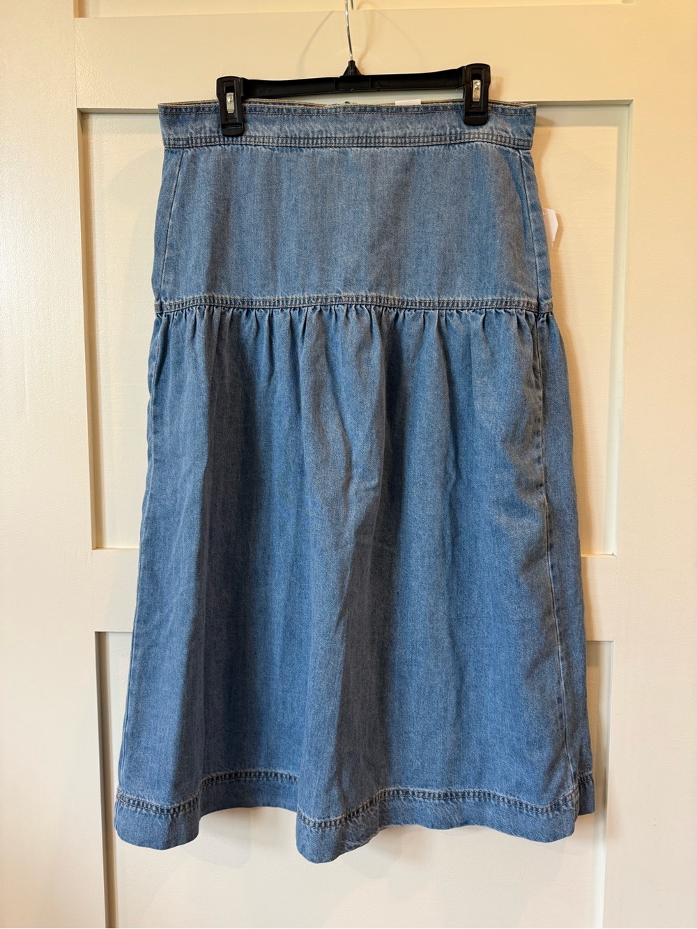 Time and Tru denim skirt (NWT)